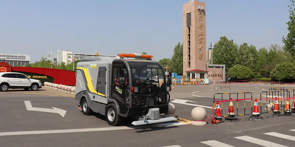 道路污染清除车_道路深度清洁车_纯电动深度清洁车_深度清洁车